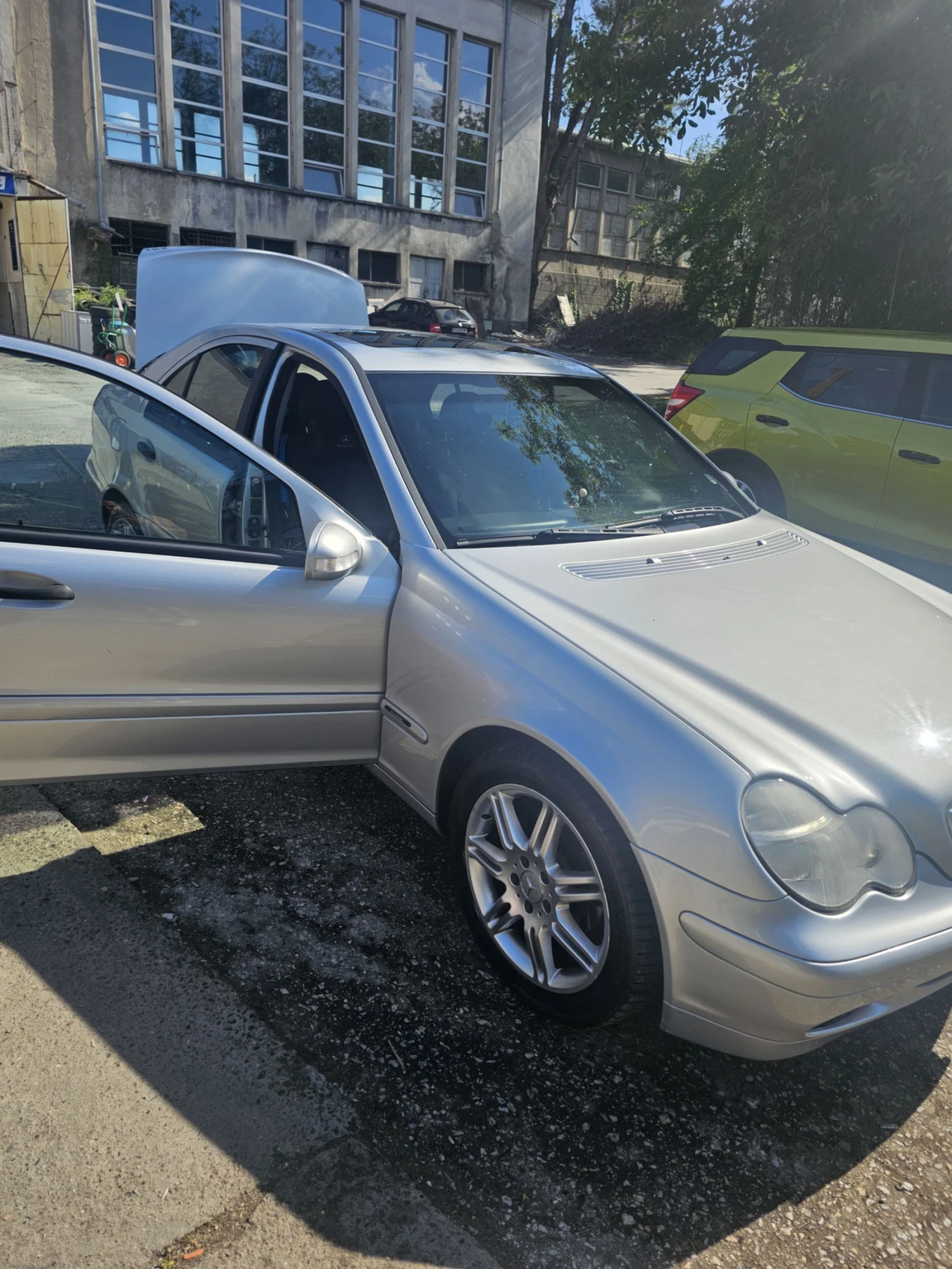 Mercedes-Benz C 200  - изображение 3