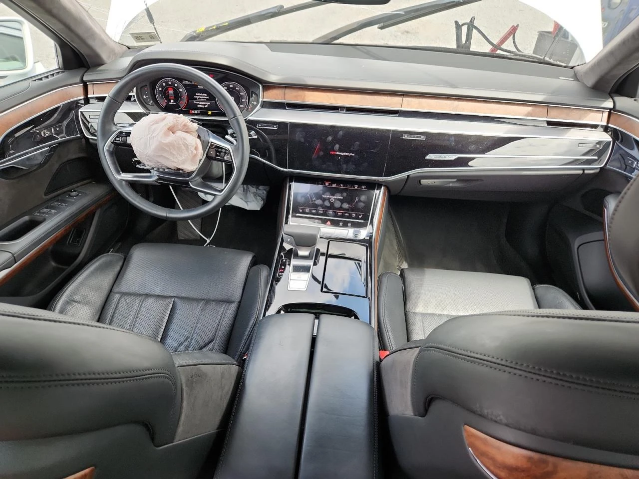 Audi A8 LONG - изображение 8
