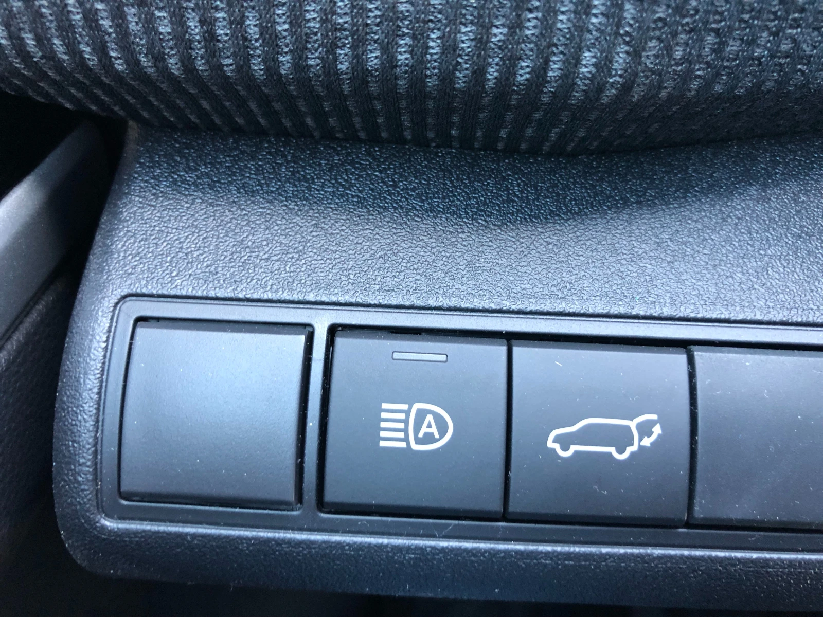 Toyota bZ4X Executive AWD | Mobile.bg   16