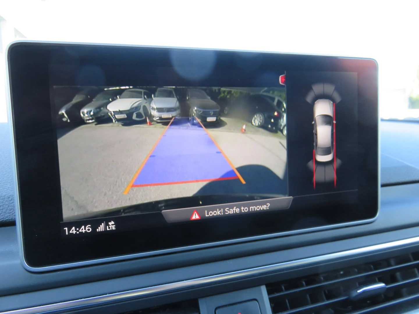 Audi A4 Sport 2.0 TDI | Mobile.bg � ����������� 14