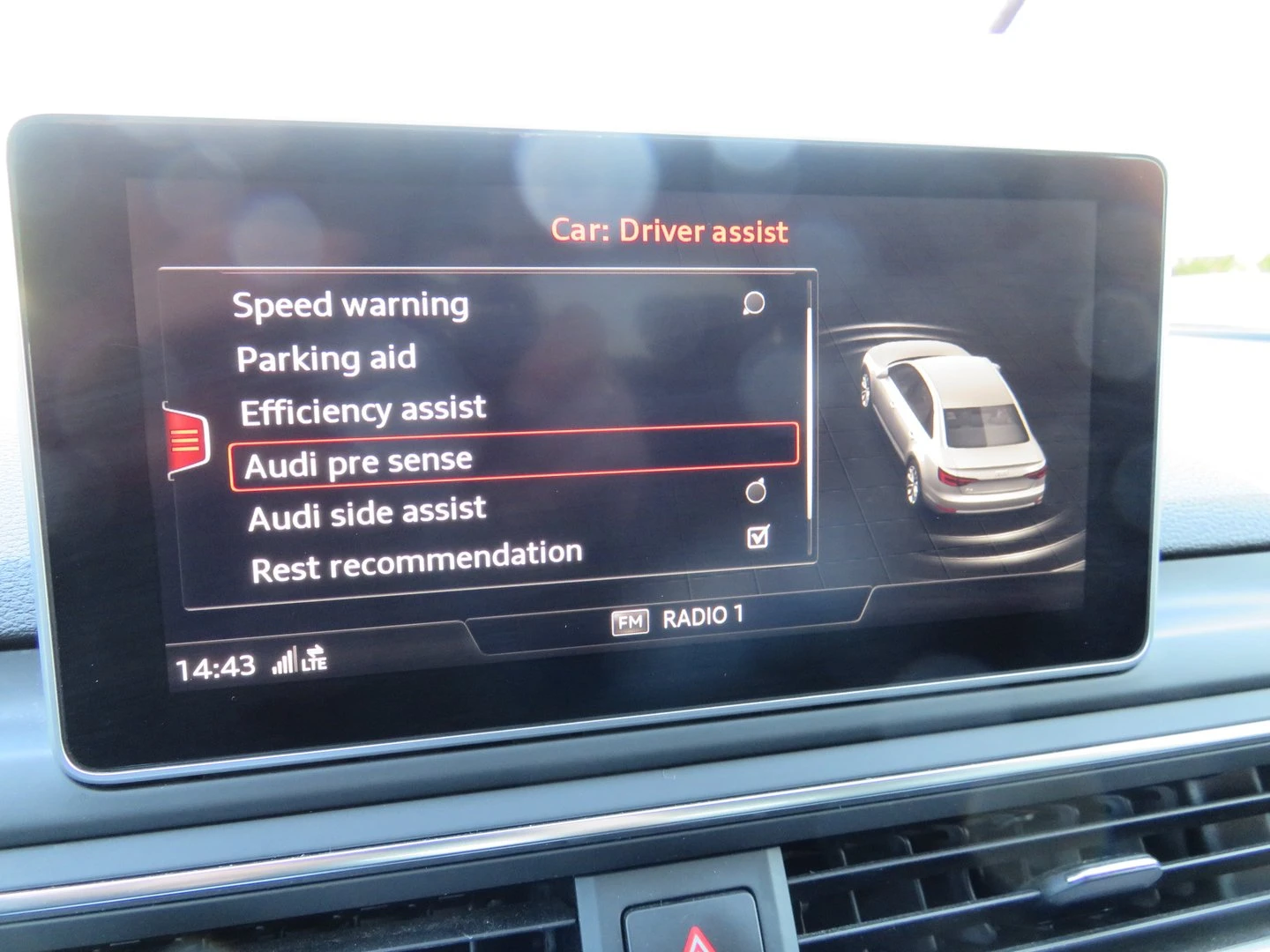 Audi A4 Sport 2.0 TDI | Mobile.bg   15