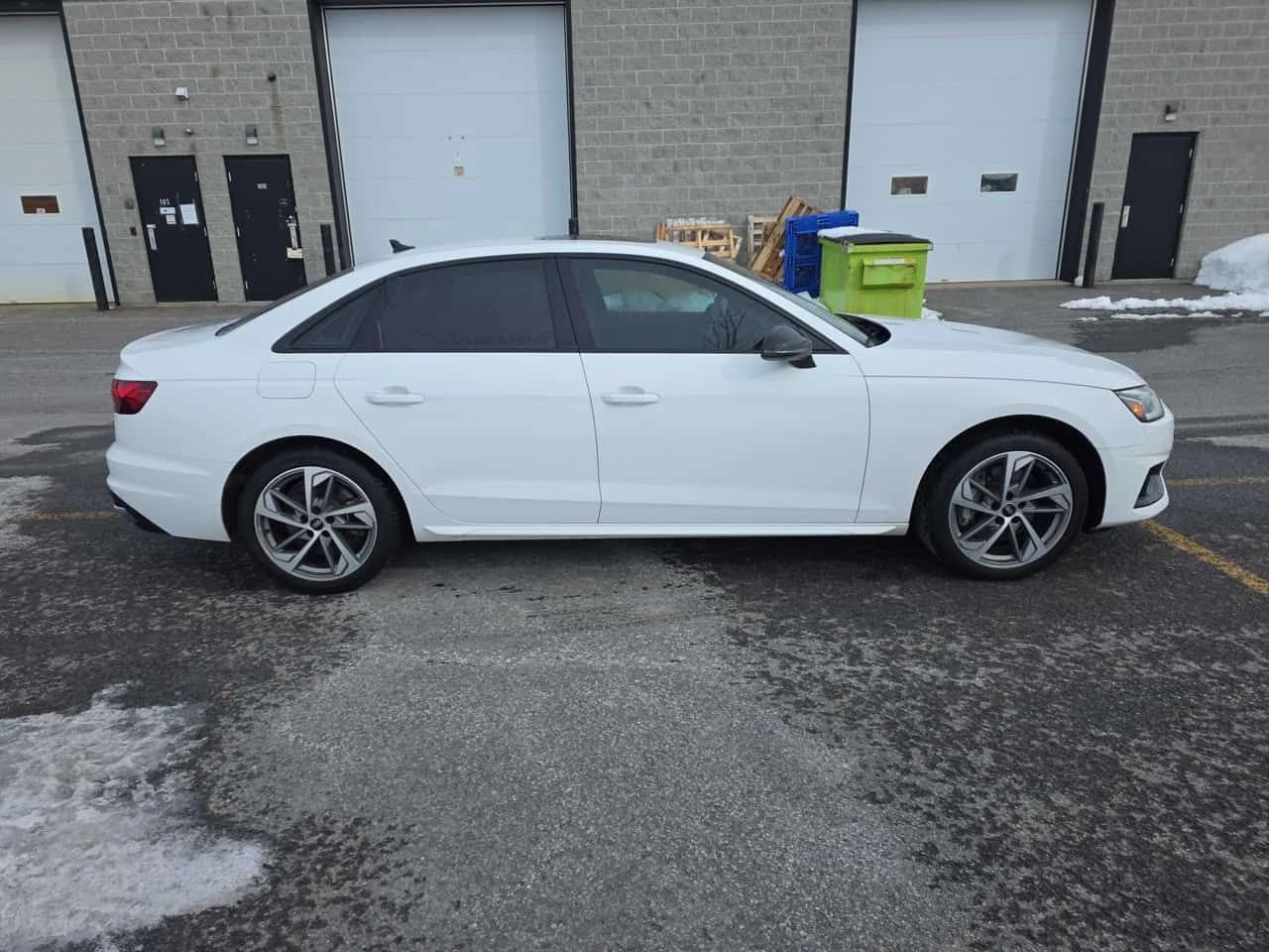 Audi A4 * Komfort * CARFAX * ���� �� �� | Mobile.bg � ����������� 12