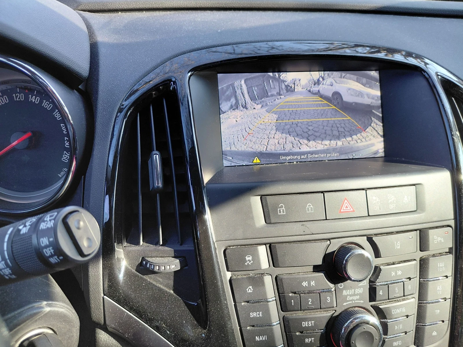 Opel Astra 1.4, снимка 10 - Автомобили и джипове - 53650083