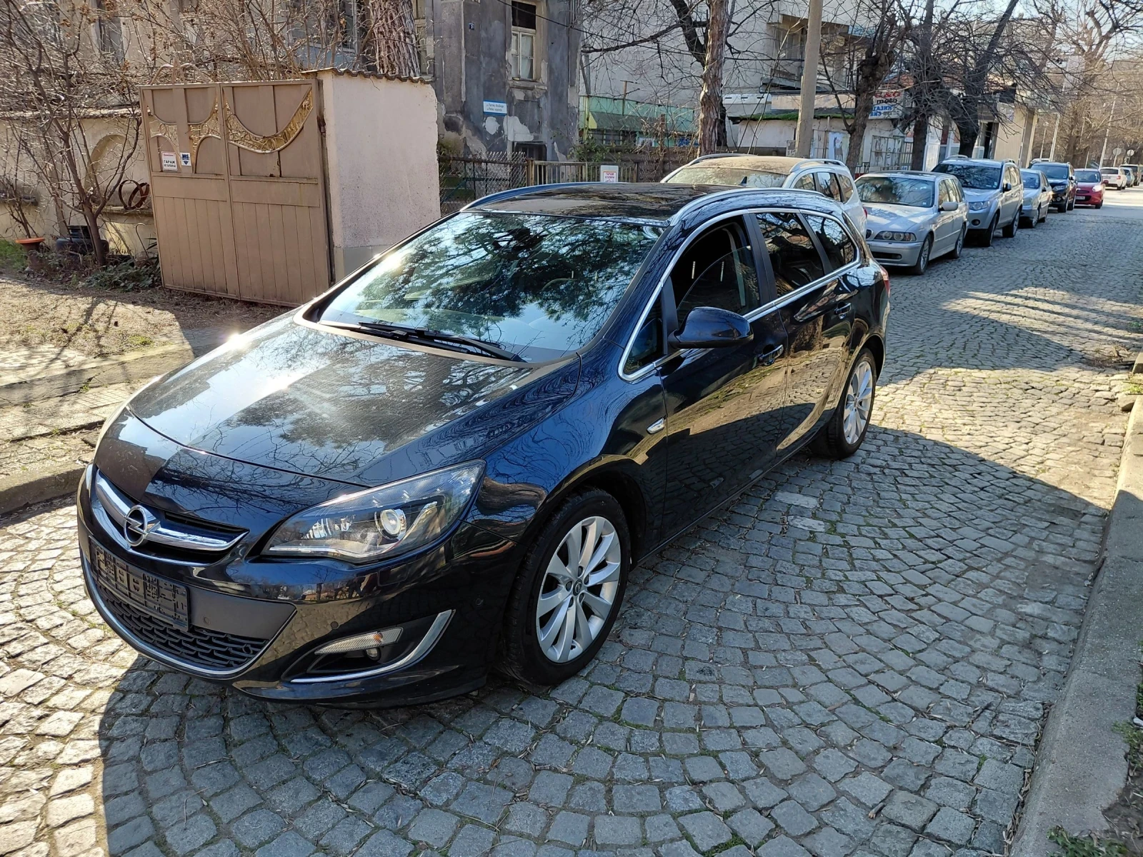 Opel Astra 1.4, снимка 5 - Автомобили и джипове - 53650083
