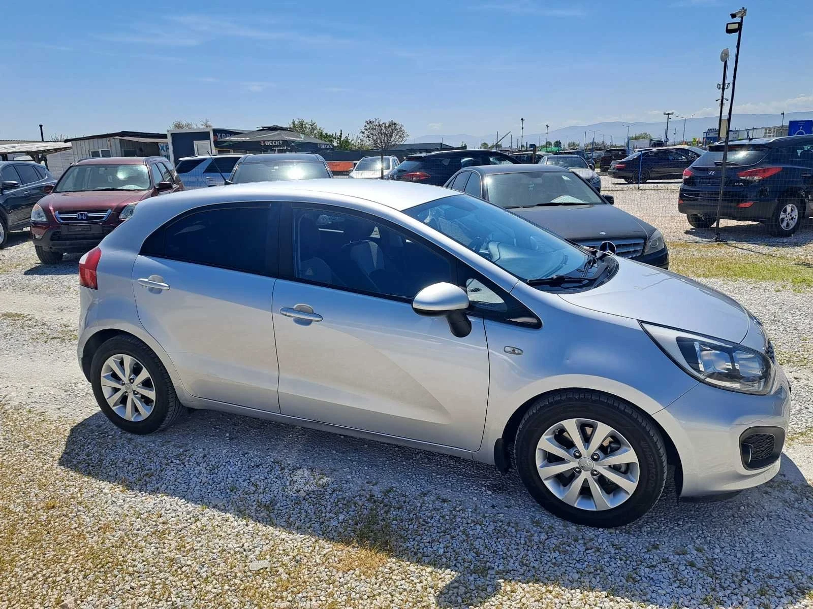 Kia Rio 1, 4 ШВЕЙЦАРИЯ , снимка 7 - Автомобили и джипове - 54340574