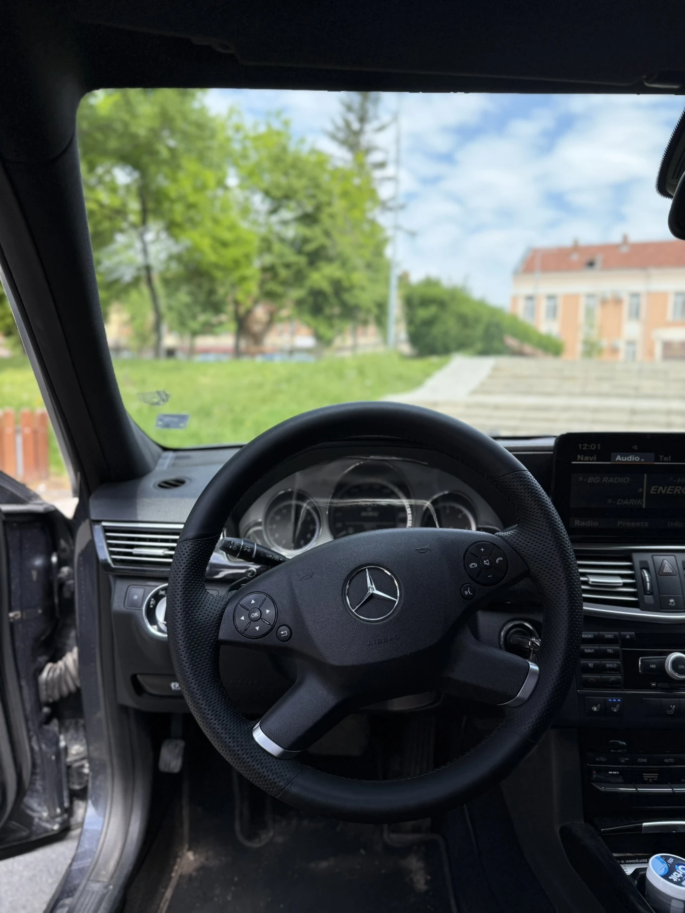 Mercedes-Benz E 350 w212, снимка 12 - Автомобили и джипове - 54395445