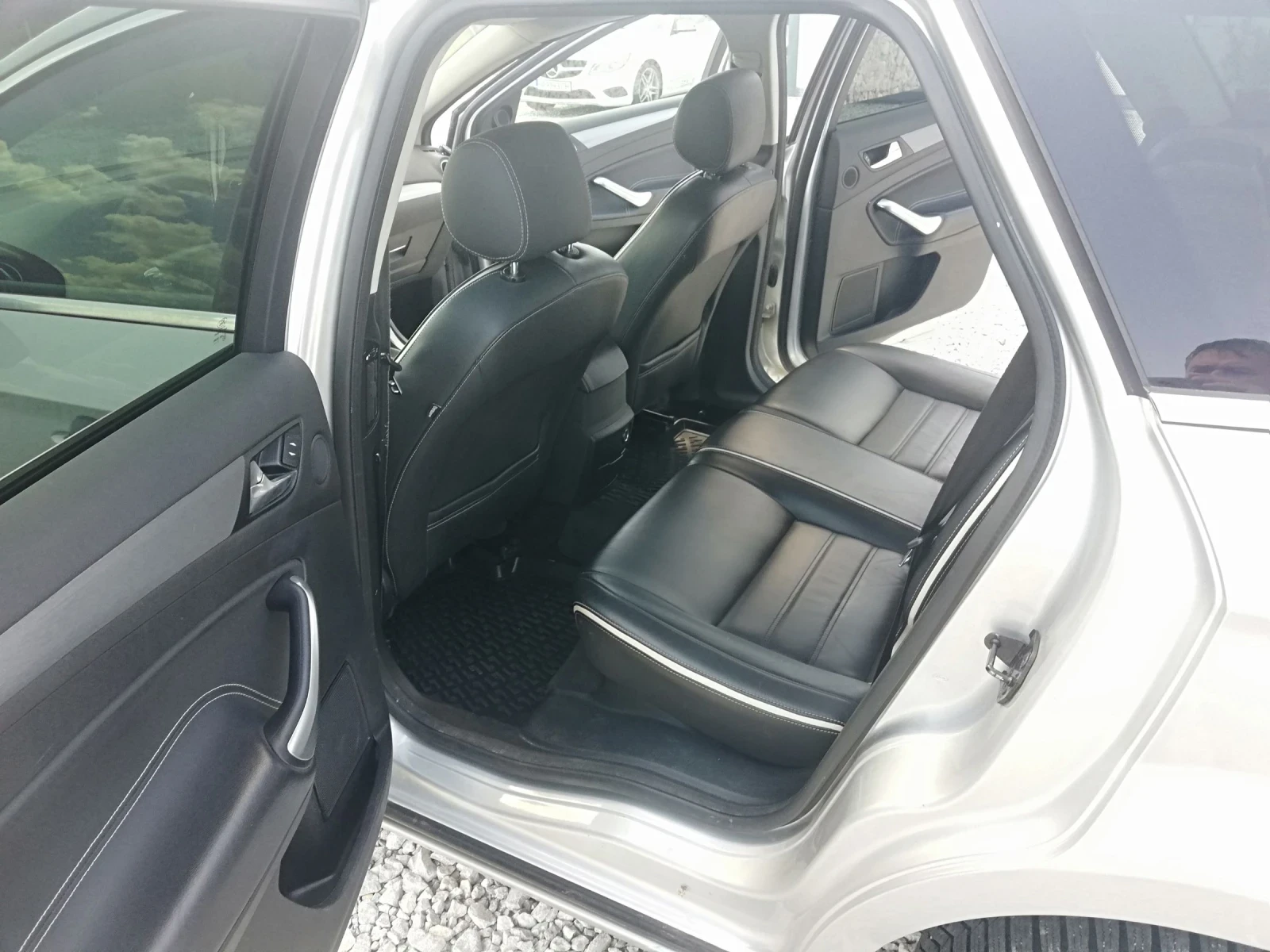 Ford Mondeo 2.0d klima 163ks, снимка 10 - Автомобили и джипове - 54414785