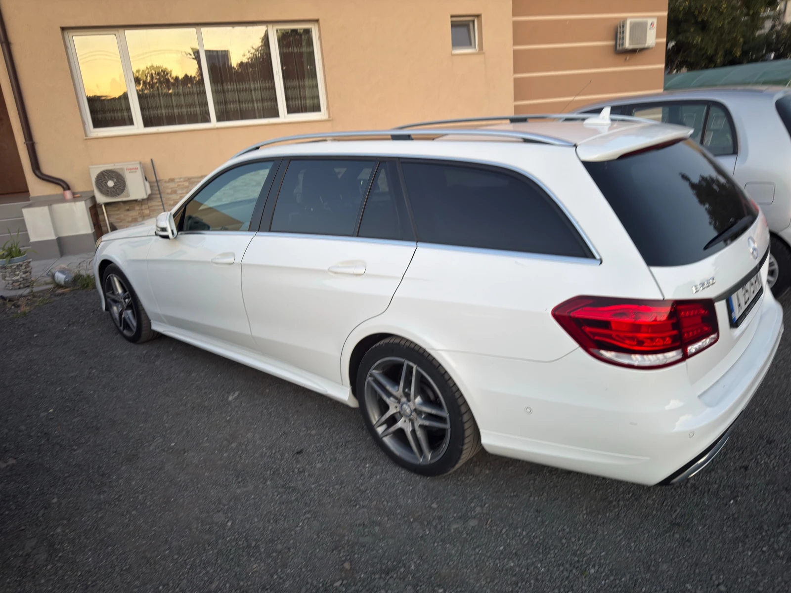Mercedes-Benz E 250, снимка 3 - Автомобили и джипове - 55168582