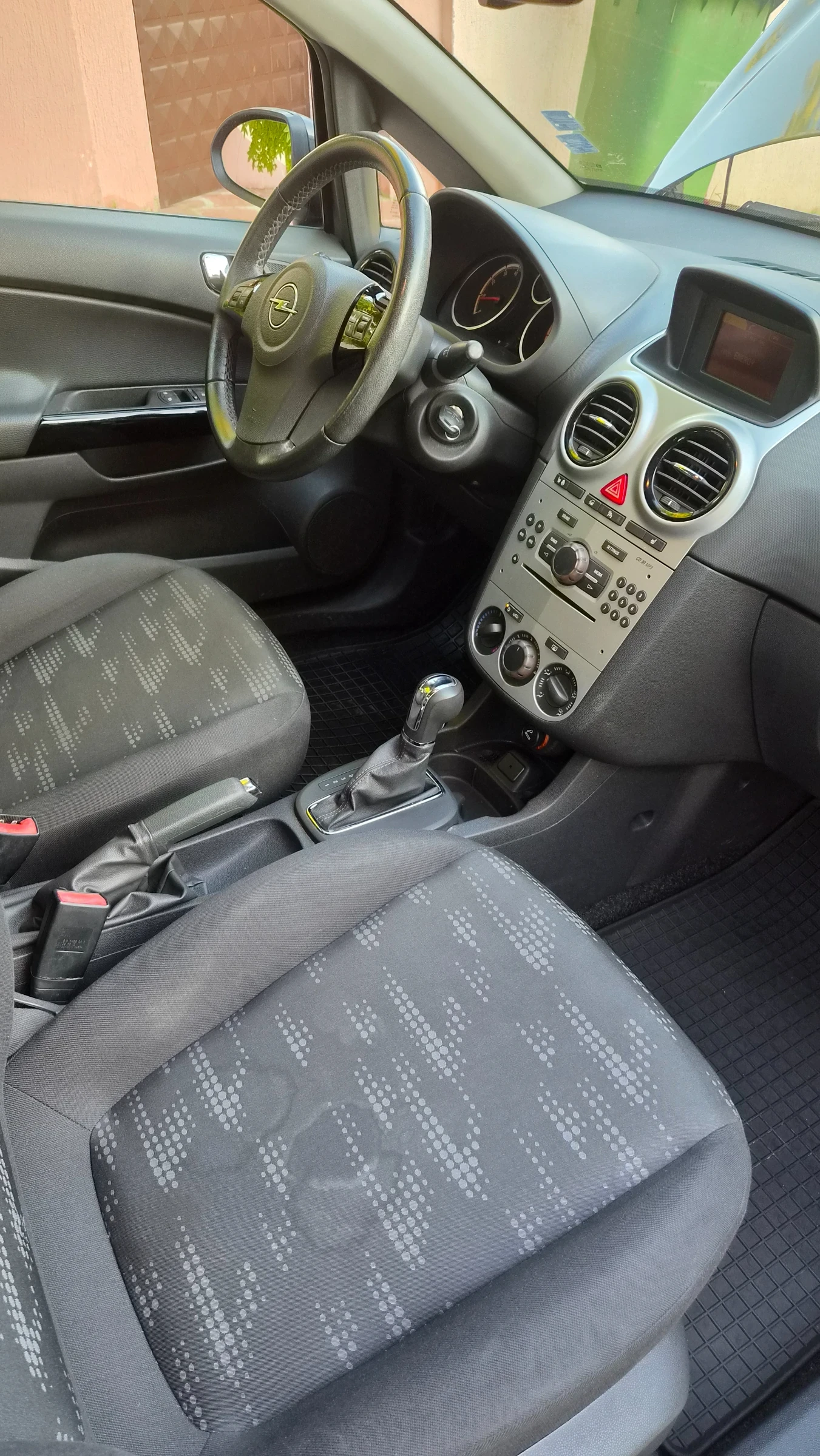 Opel Corsa 1.4i | Mobile.bg � ����������� 9
