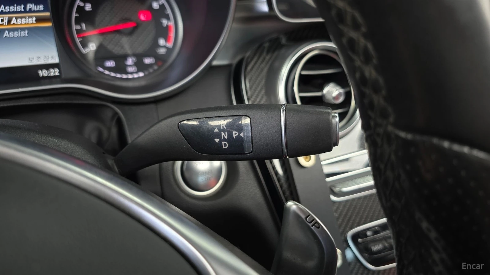 Mercedes-Benz C 63 AMG КОЖА* ПОДГРЕВ* BURMASTER* PANO* 360, снимка 8 - Автомобили и джипове - 55675315