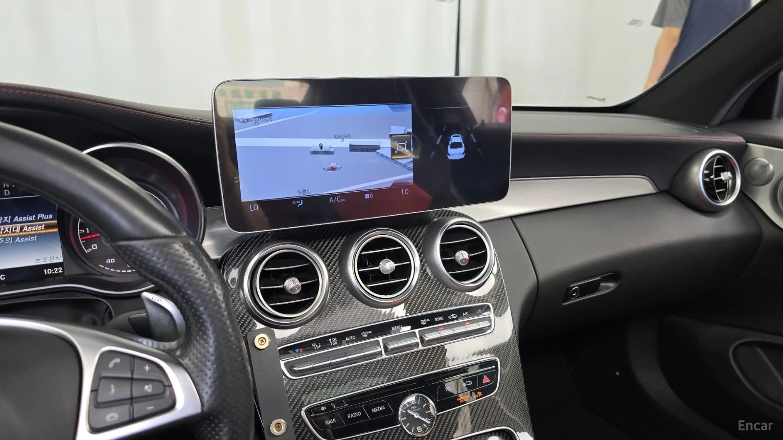 Mercedes-Benz C 63 AMG КОЖА* ПОДГРЕВ* BURMASTER* PANO* 360, снимка 13 - Автомобили и джипове - 55675315
