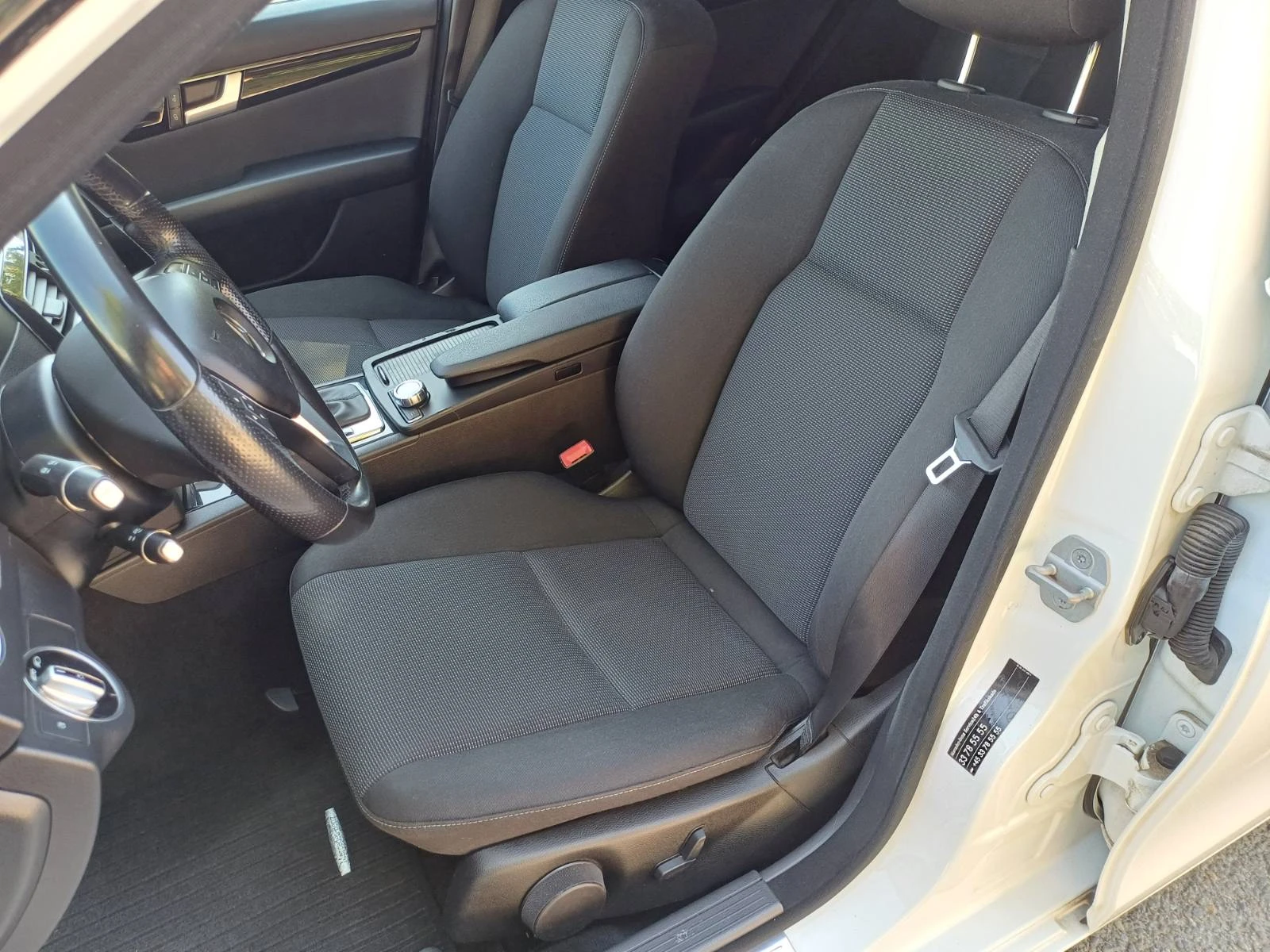 Mercedes-Benz C 220 CDI Classic BlueEfficiency, снимка 10 - Автомобили и джипове - 56072596