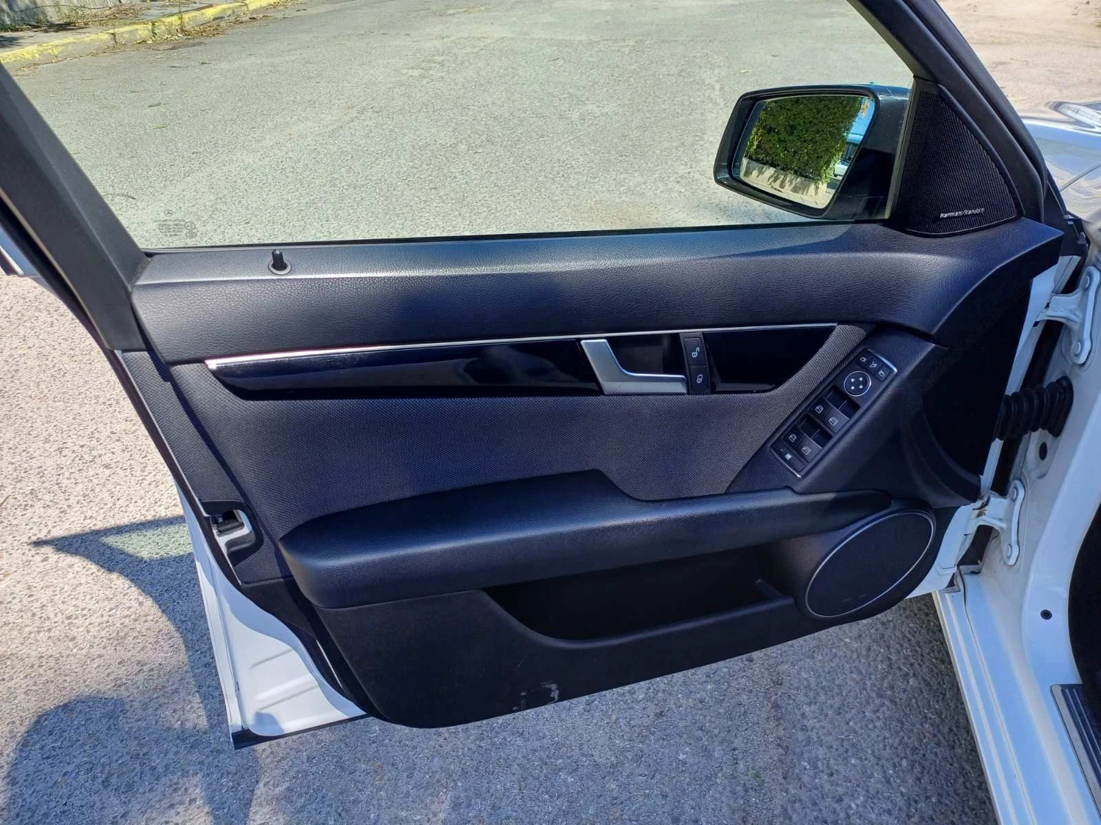 Mercedes-Benz C 220 CDI Classic BlueEfficiency, снимка 11 - Автомобили и джипове - 56072596