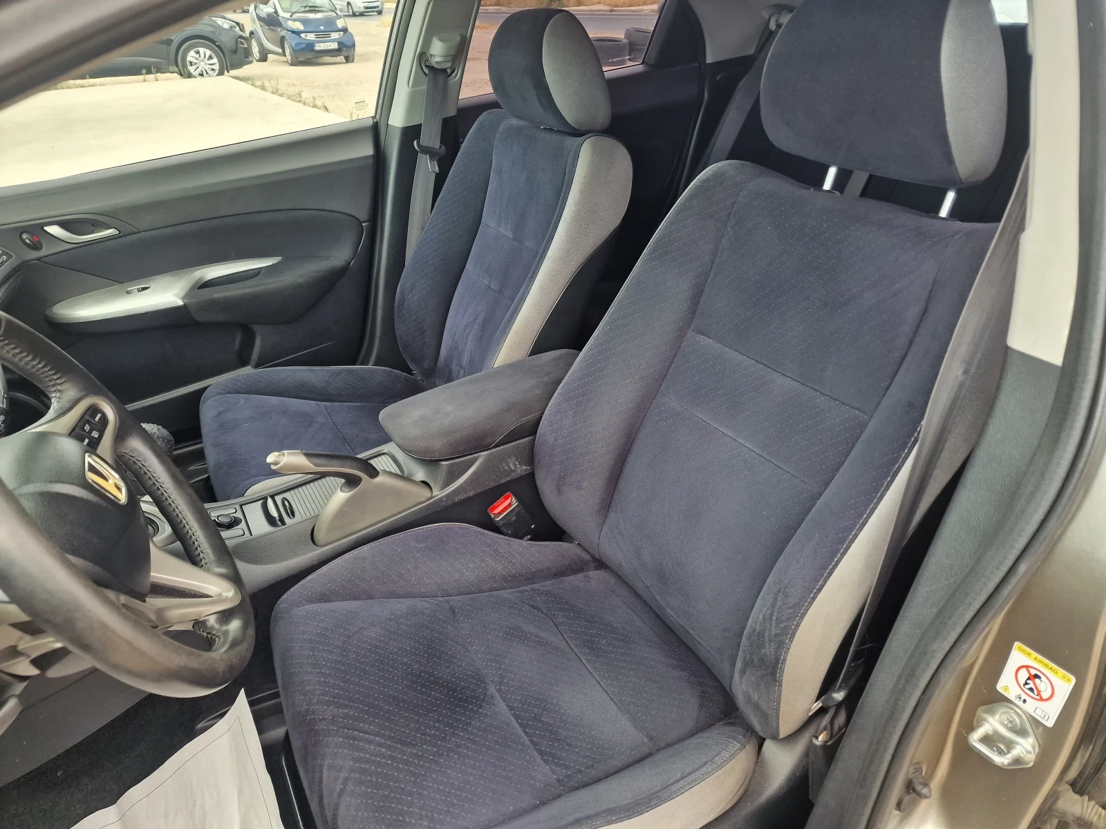 Honda Civic 1.8 ГАЗ, снимка 10 - Автомобили и джипове - 56111841