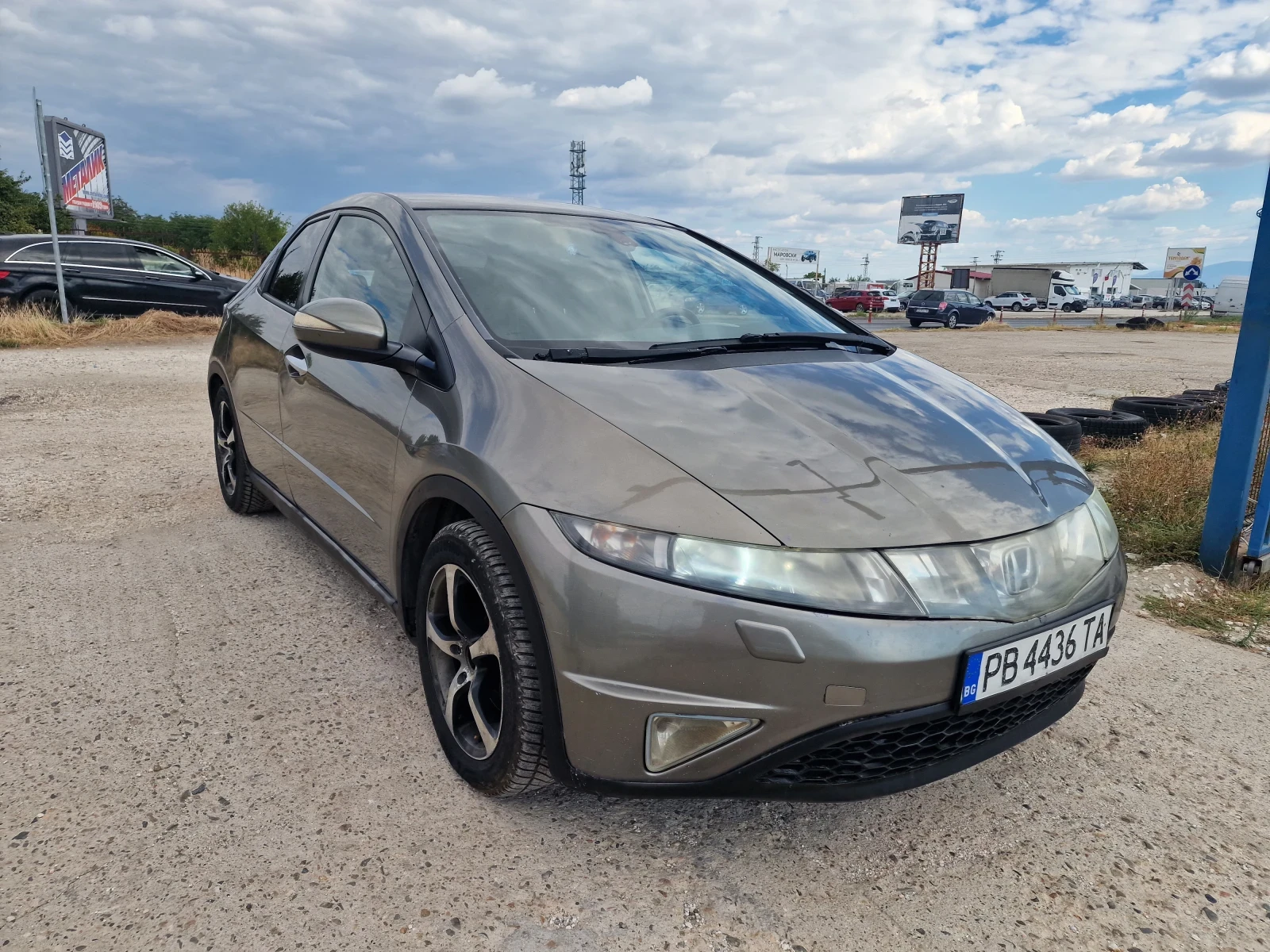 Honda Civic 1.8 ГАЗ, снимка 3 - Автомобили и джипове - 56111841