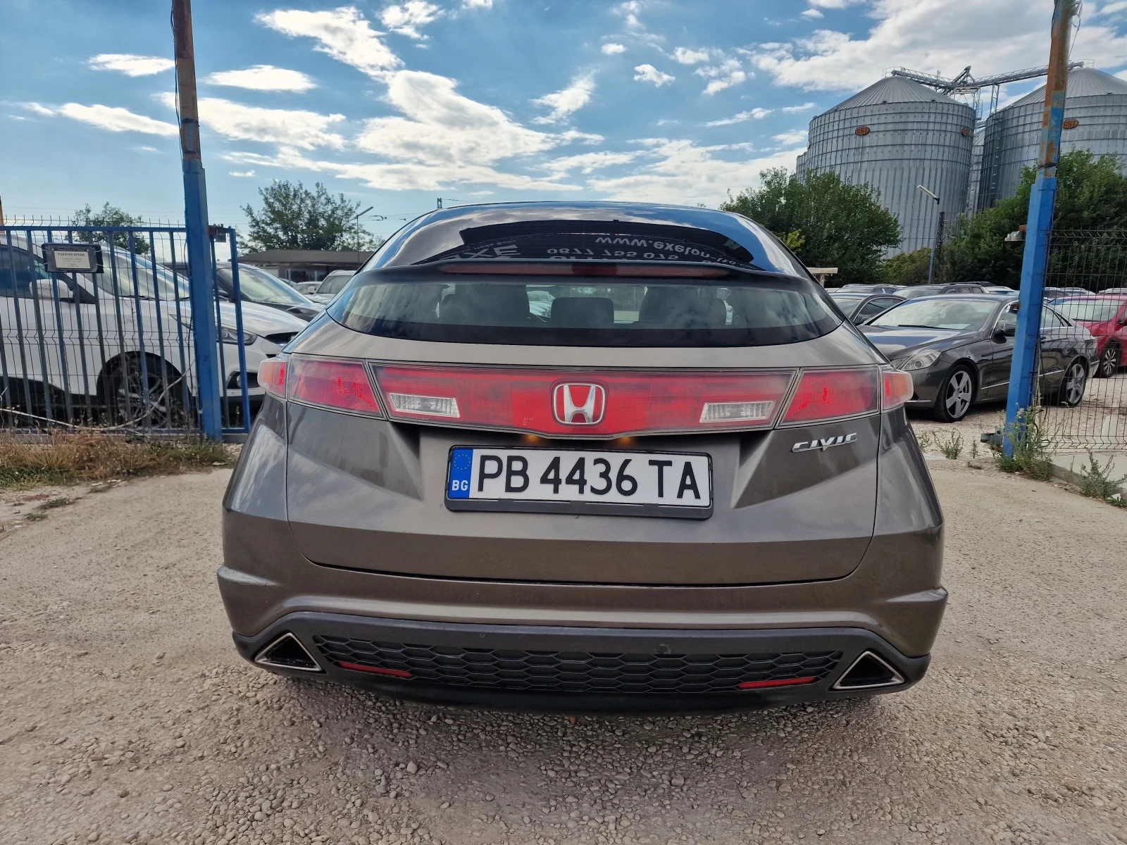 Honda Civic 1.8 ГАЗ, снимка 7 - Автомобили и джипове - 56111841