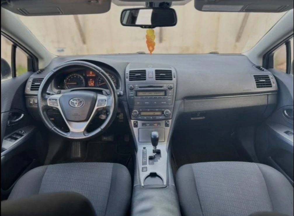 Toyota Avensis, снимка 6 - Автомобили и джипове - 56163453