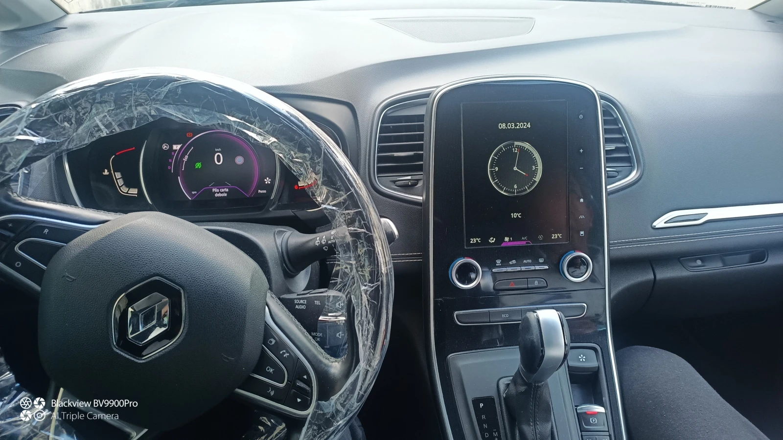 Renault Grand scenic, снимка 8 - Автомобили и джипове - 56187235