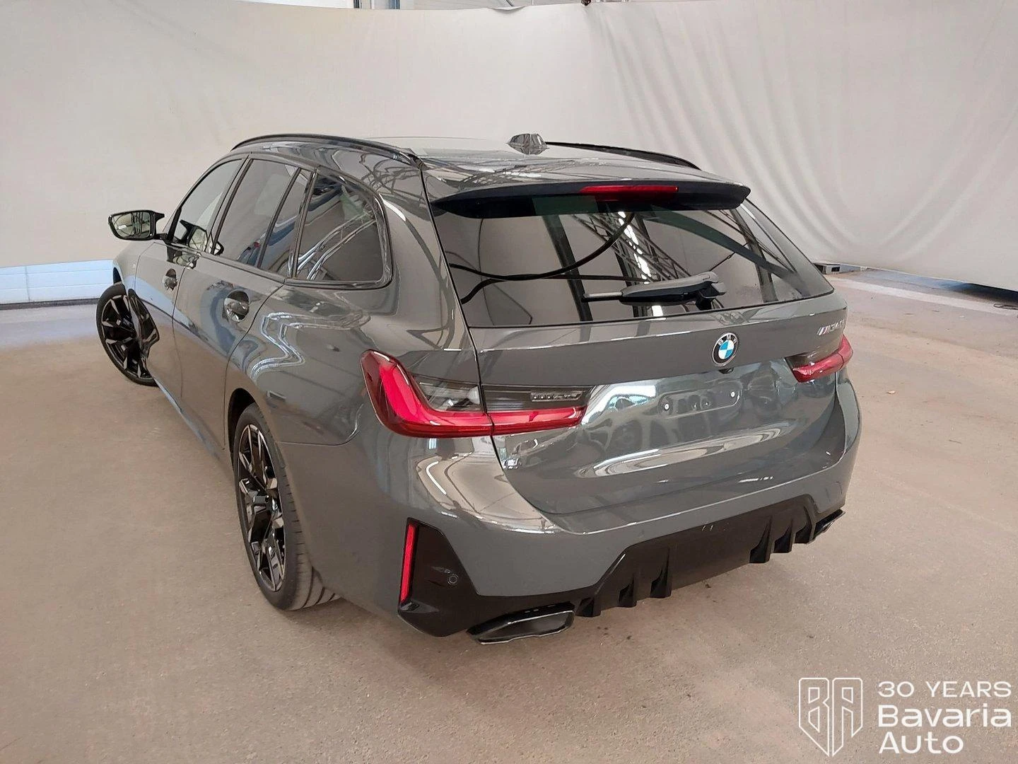 BMW 340 M340i xDrive Touring Sportautomatic, снимка 2 - Автомобили и джипове - 56302749