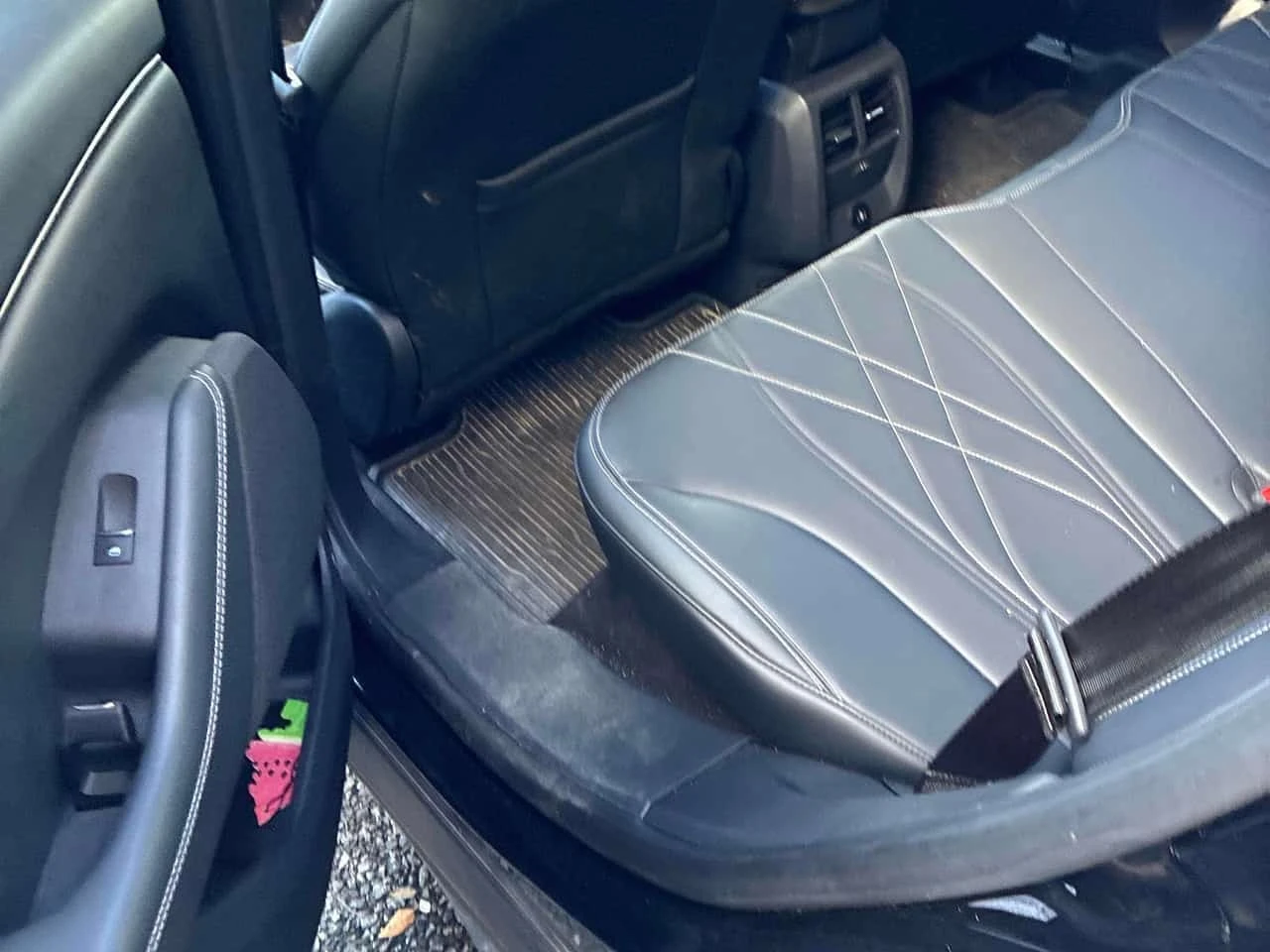 Ford Mustang Mach-E  * CARFAX * 2 ����� * KEYLESS | Mobile.bg � ����������� 10