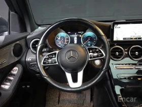 Mercedes-Benz GLC 300 E4MATIC, снимка 13