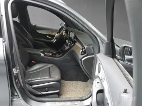 Mercedes-Benz GLC 300 E4MATIC, снимка 11