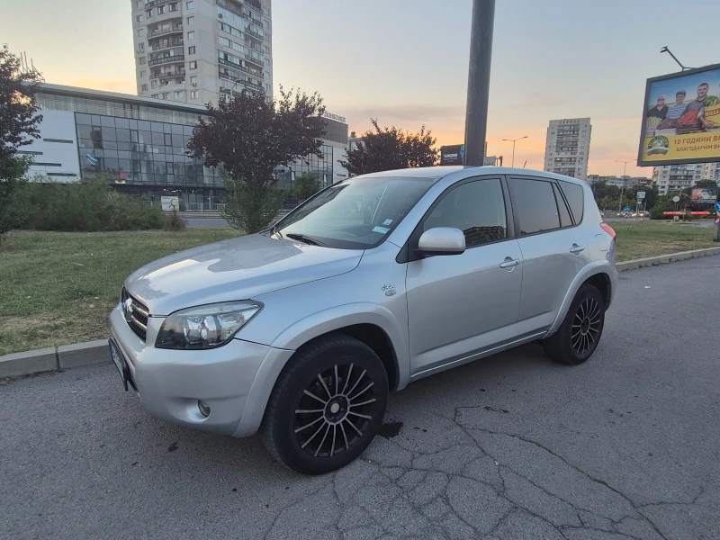 Toyota Rav4 2.2 D-CAT 177 к.с, снимка 4 - Автомобили и джипове - 47653612