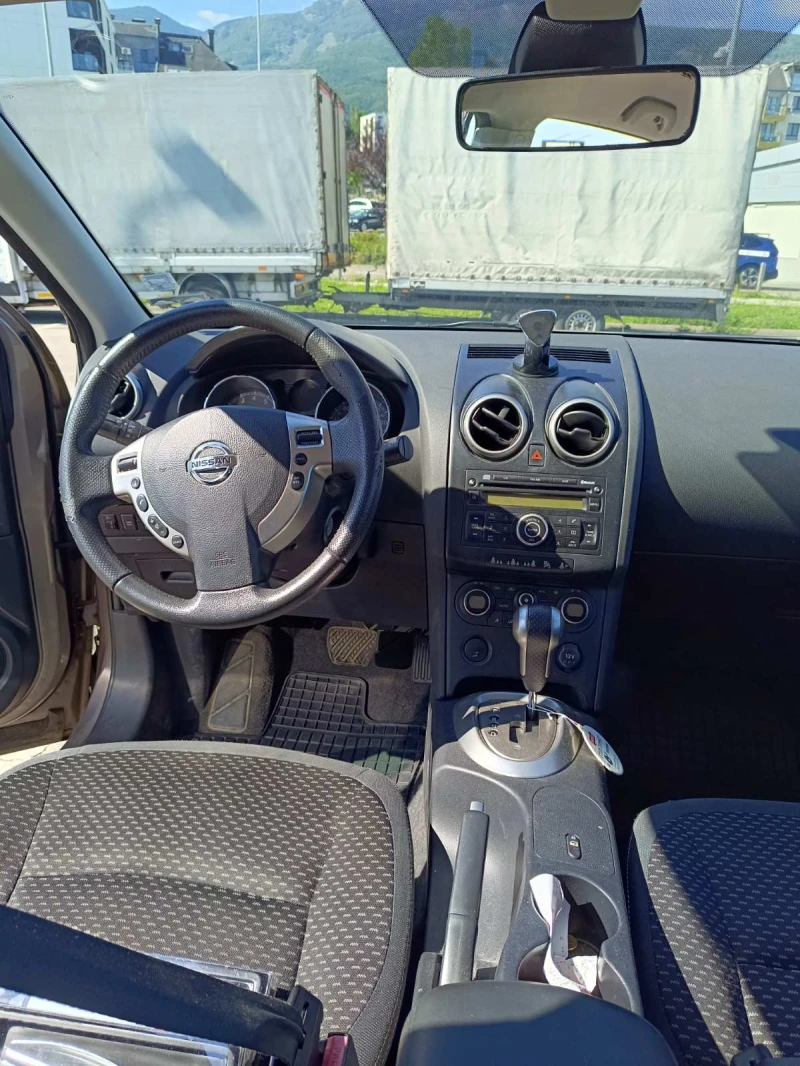 Nissan Qashqai 2.0 газ, снимка 6 - Автомобили и джипове - 52532509