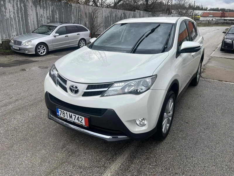 Toyota Rav4 4x4 Автомат Серв. История
