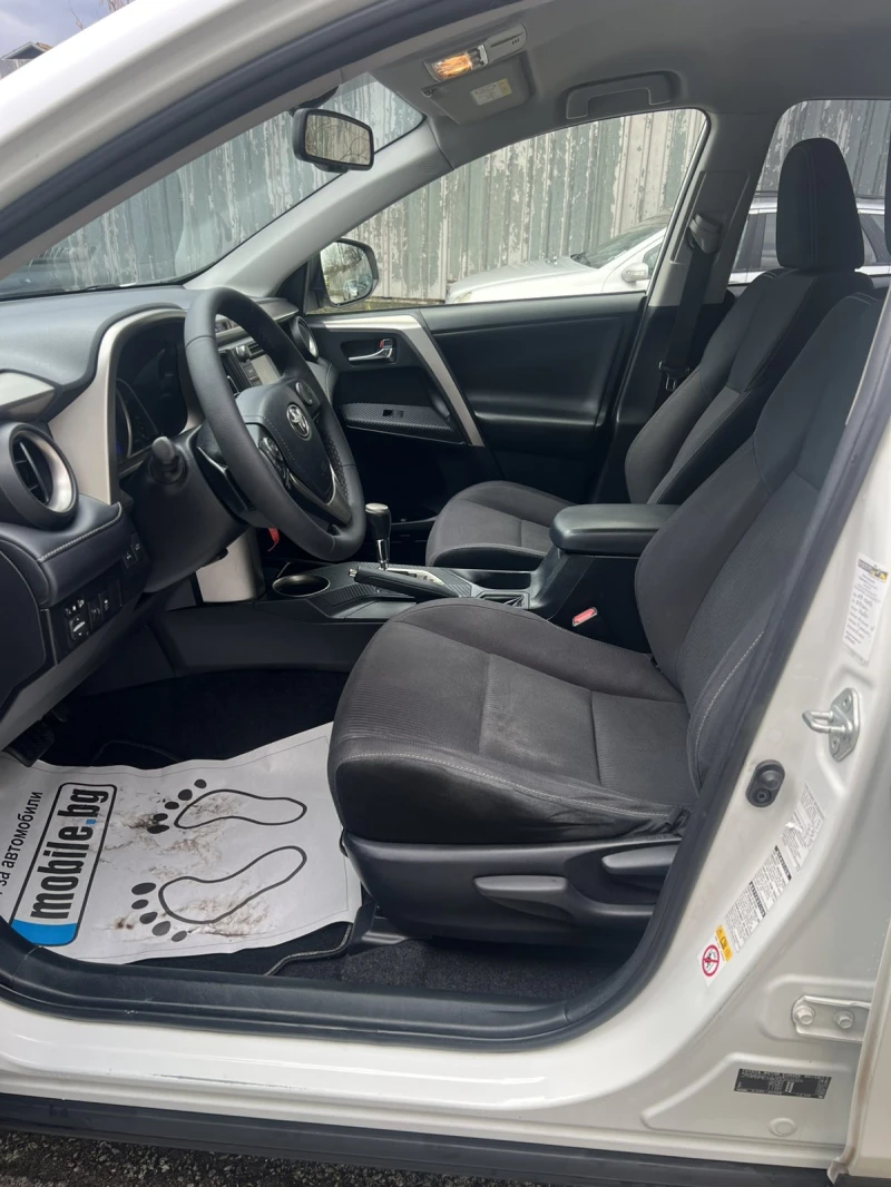 Toyota Rav4 4x4 Автомат Серв. История, снимка 7 - Автомобили и джипове - 52551814