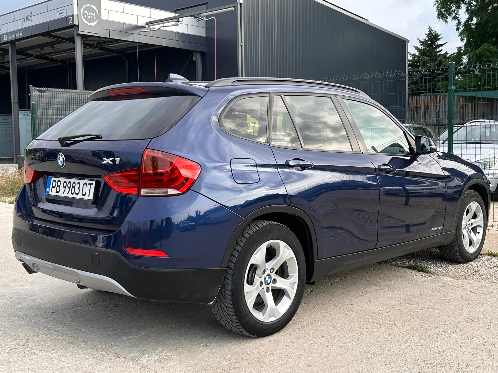 BMW X1  - изображение 5
