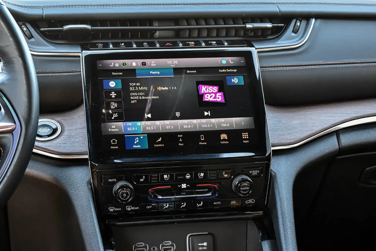 Jeep Grand cherokee 2023 Jeep Grand Cherokee Summit - изображение 9