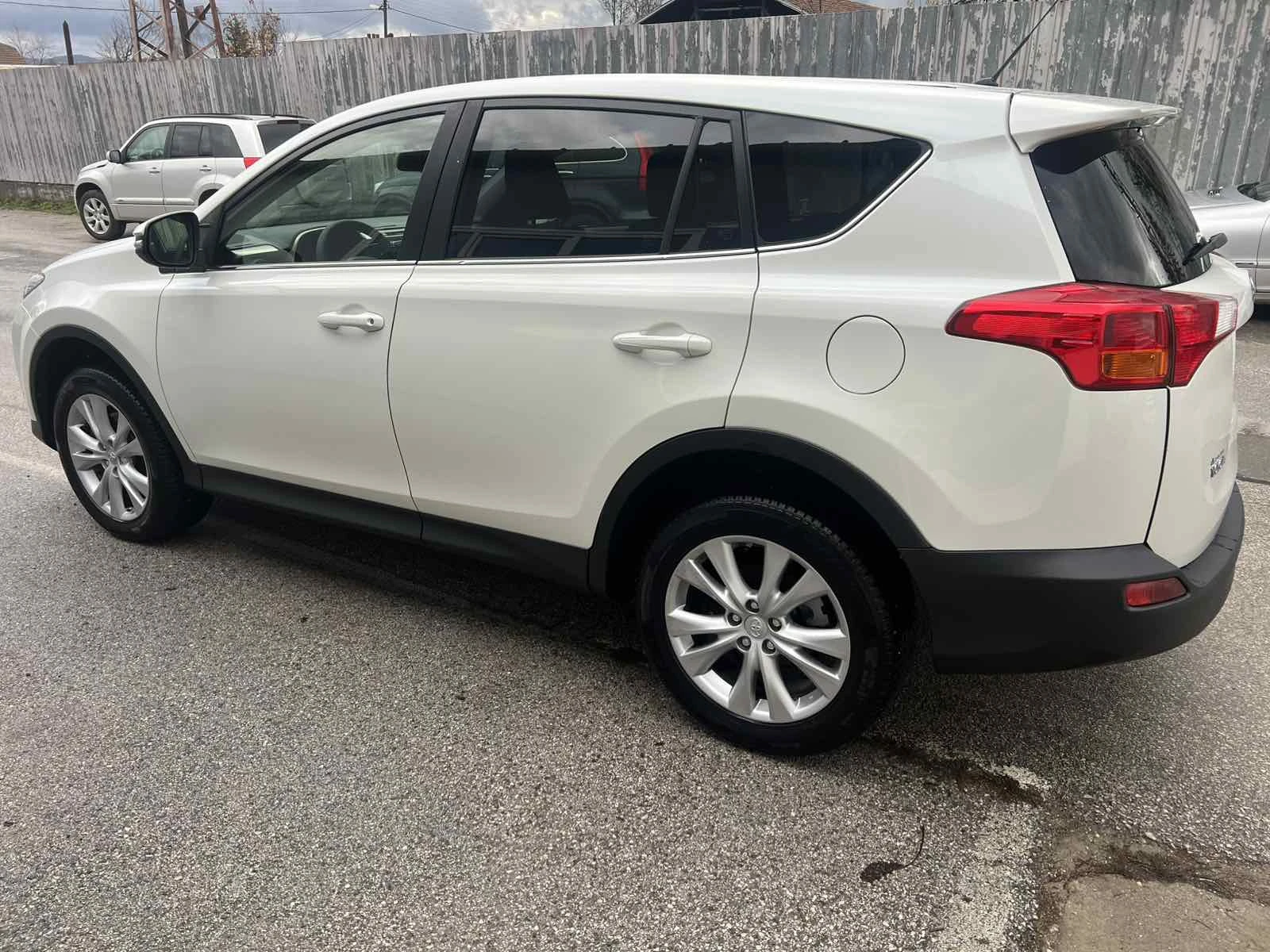 Toyota Rav4 4x4 Автомат Серв. История - изображение 3