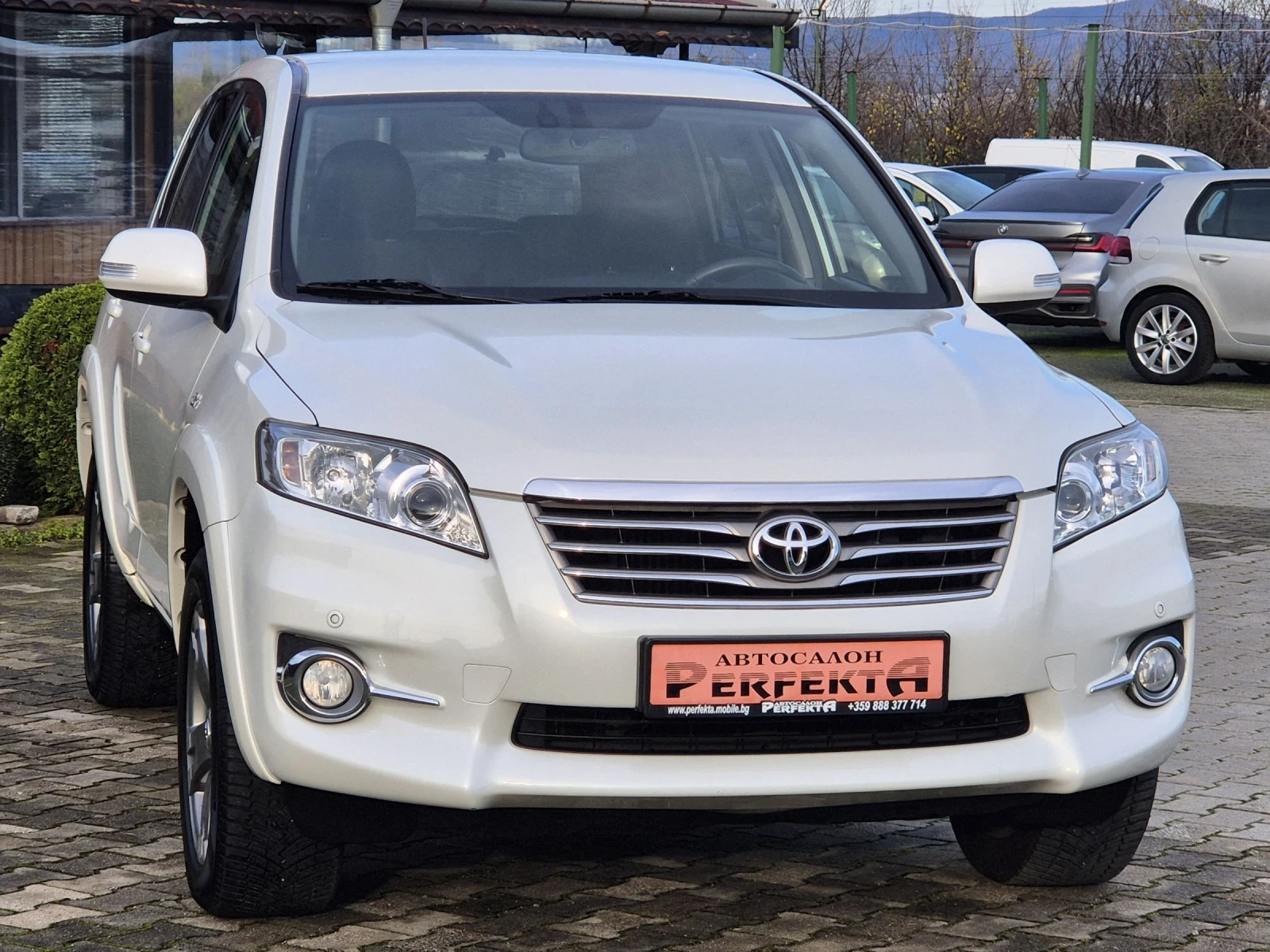 Toyota Rav4 2.2D4D 150к.с Автомат - изображение 4