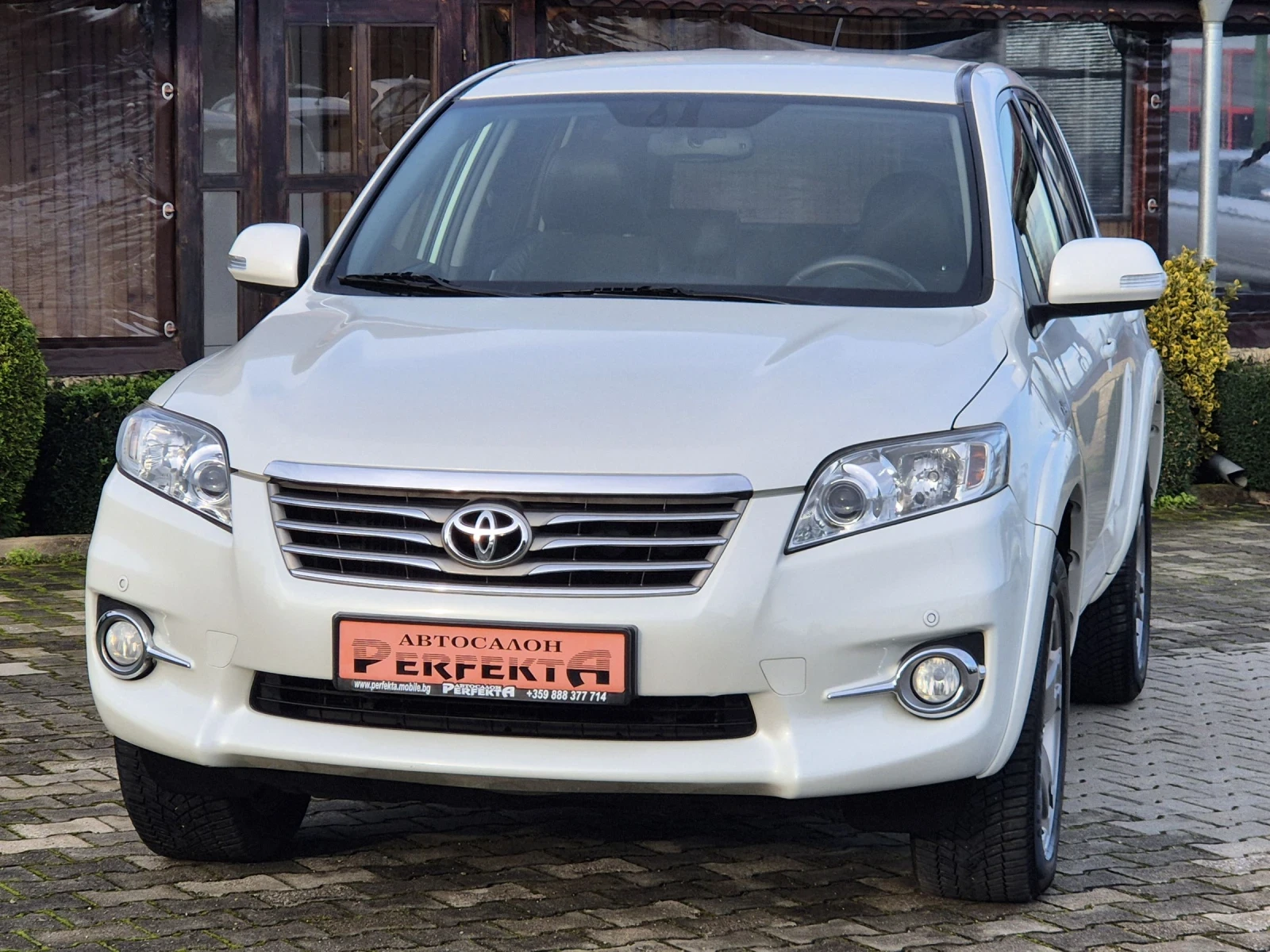 Toyota Rav4 2.2D4D 150к.с Автомат - изображение 3