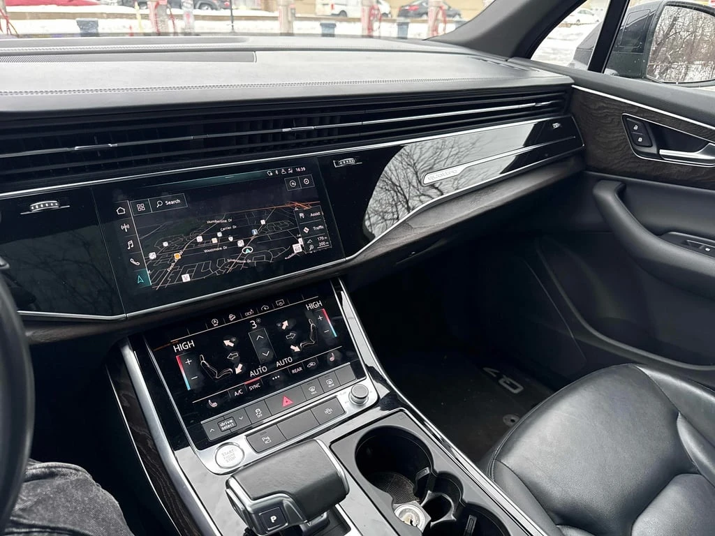 Audi Q7 * Komfort 55 TFSI quattro * CARFAX * ���� �� �� | Mobile.bg � ����������� 12