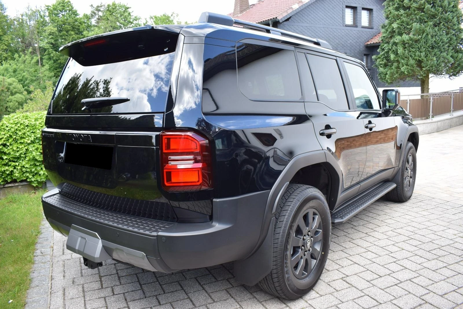 Toyota Land cruiser 250/2.8 D-4D/MILD HYBRID/EXECUTIVE/360/LED - изображение 5