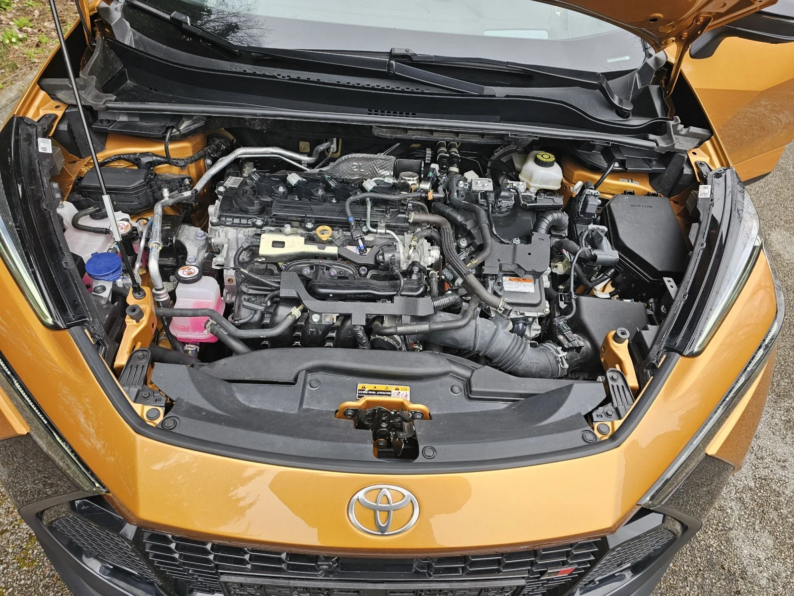 Toyota C-HR GR, снимка 5 - Автомобили и джипове - 53903638
