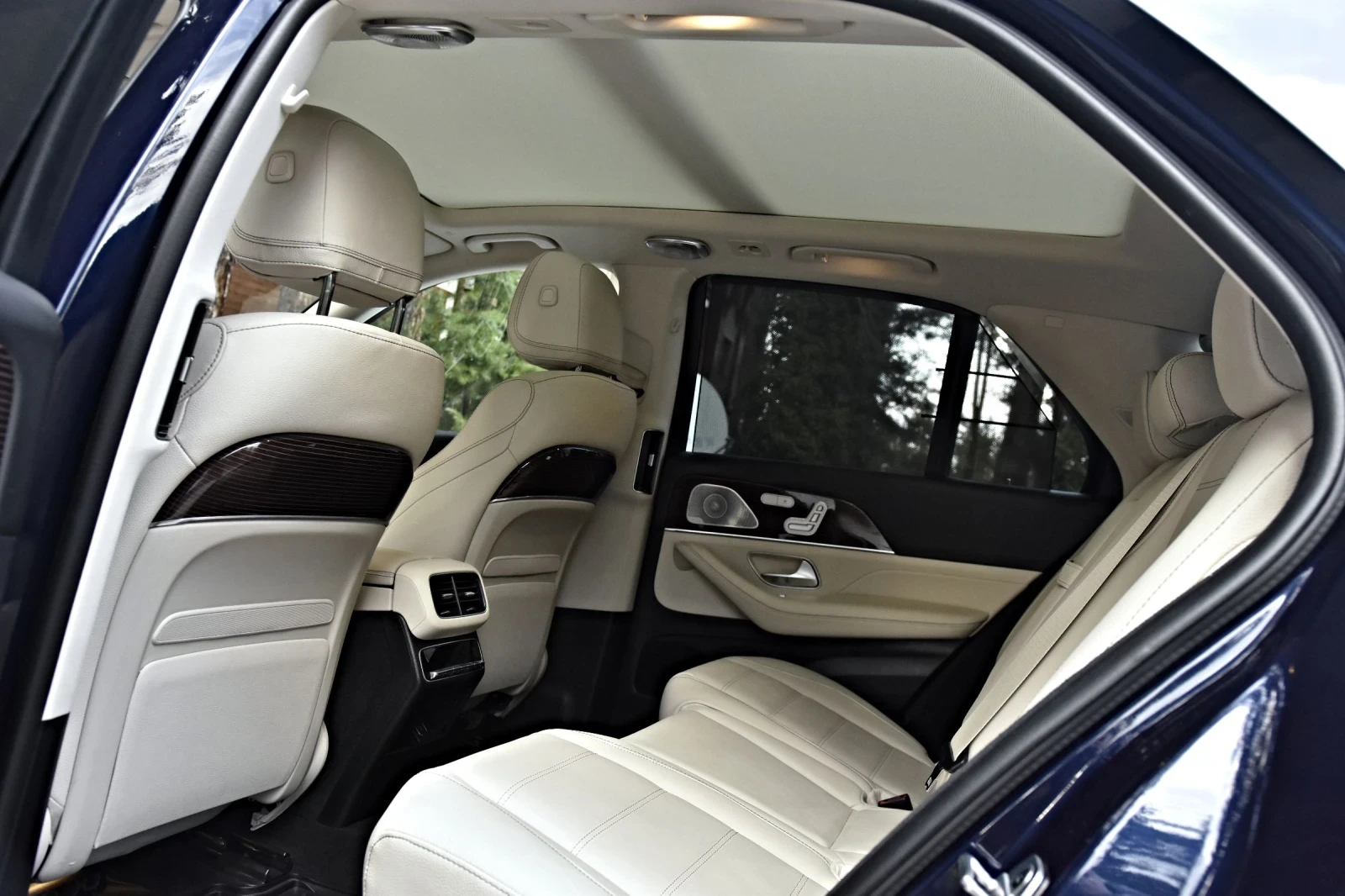 Mercedes-Benz GLE 400 Full AMG, снимка 9 - Автомобили и джипове - 54383522
