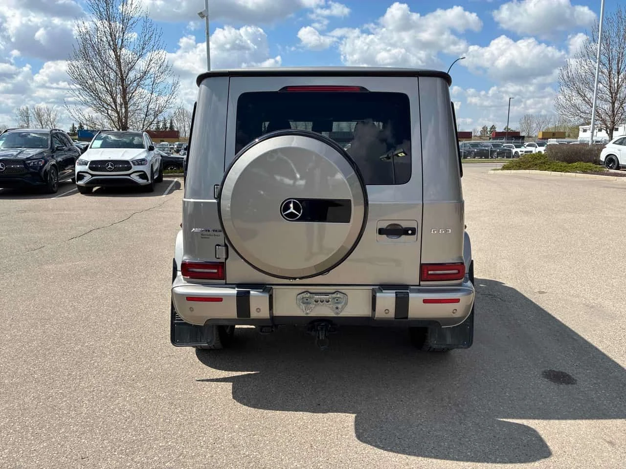 Mercedes-Benz G 63 AMG * CARFAX * АВТОКРЕДИТ БЕЗ ПЪРВОНАЧАЛНА ВНОСКА, снимка 5 - Автомобили и джипове - 54710286