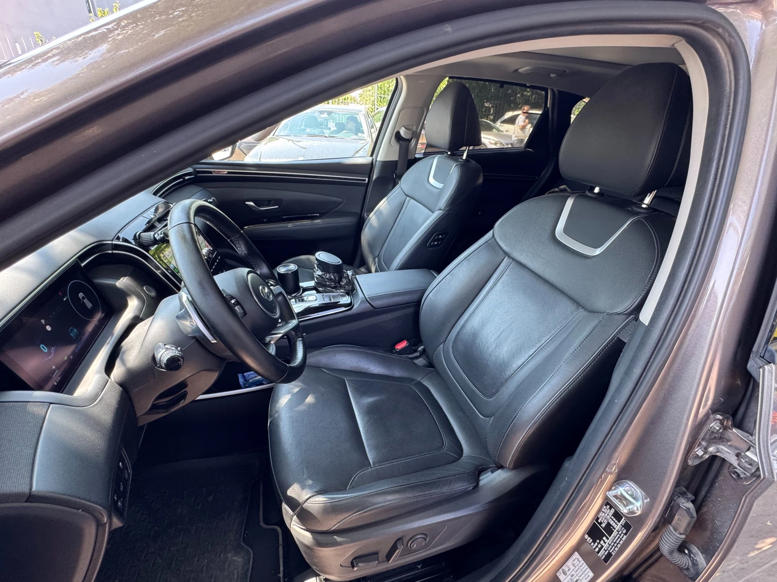 Hyundai Tucson Hybrid Premium 4x4, снимка 8 - Автомобили и джипове - 55703243