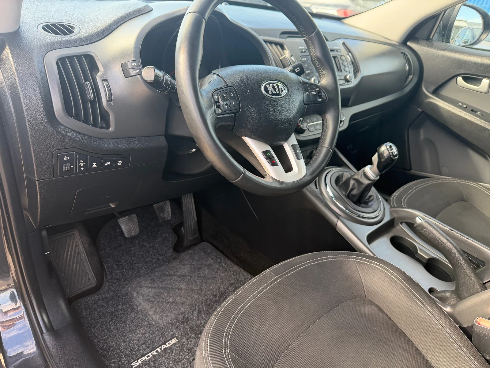 Kia Sportage 2.0 CRDI 4X4 | Mobile.bg � ����������� 10