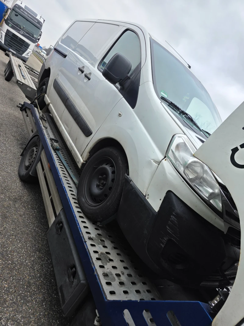 Citroen Jumpy 2.2 TDI 129кс работещ двигател, снимка 4 - Бусове и автобуси - 53416032