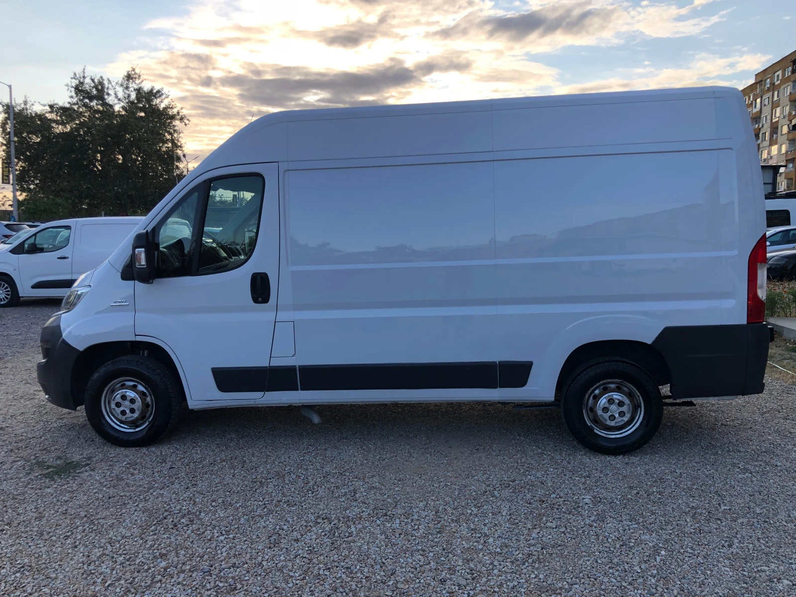 Fiat Ducato L2-H2-2.3 MJET 130 6ск-NAVI+ KAMERA-ТОП СЪСТОЯНИЕ - изображение 8