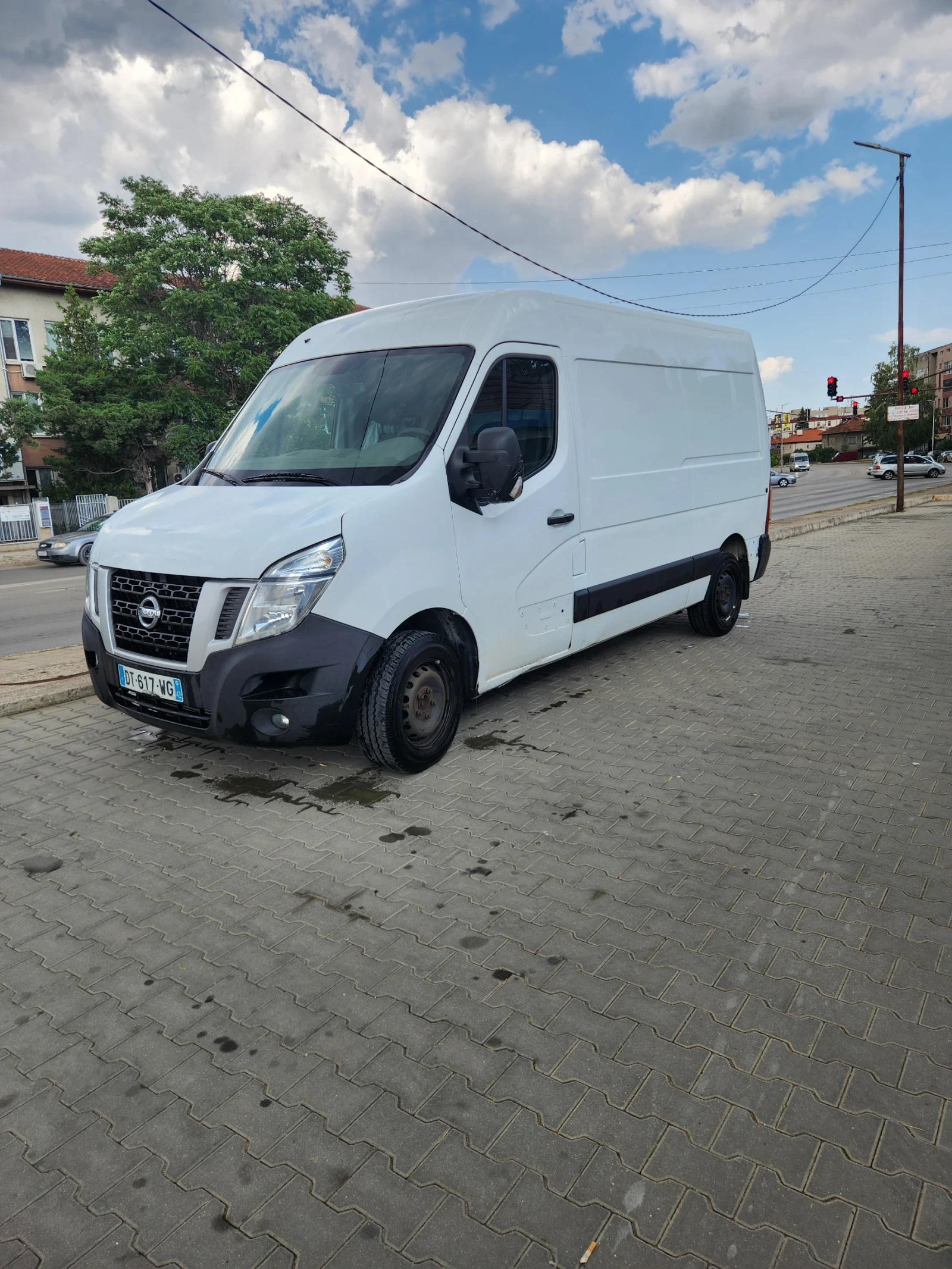 Nissan NV400, снимка 2 - Бусове и автобуси - 55448124