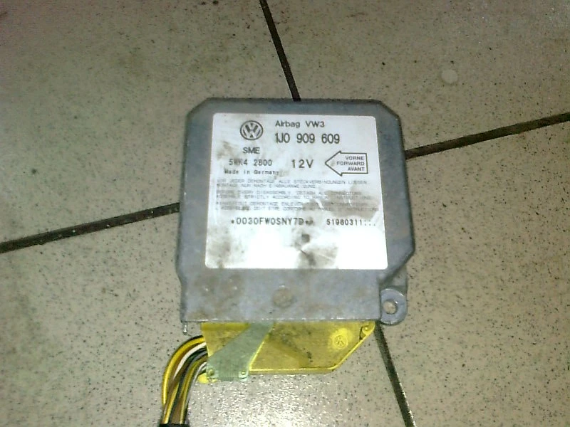 Еърбег централа за Фолксваген Голф 4 03г.