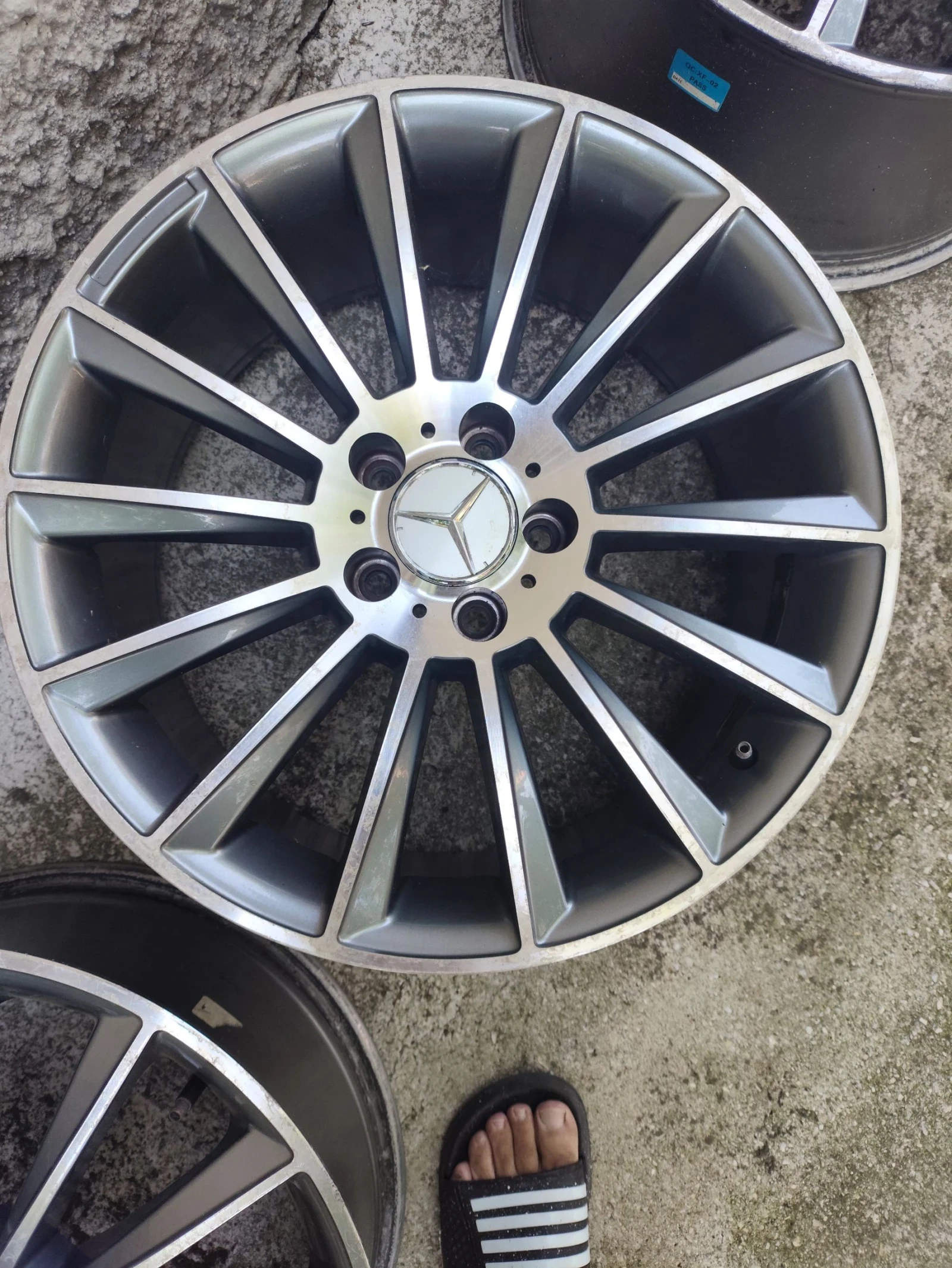 Джанти за Mercedes-Benz, снимка 3 - Гуми и джанти - 55249086