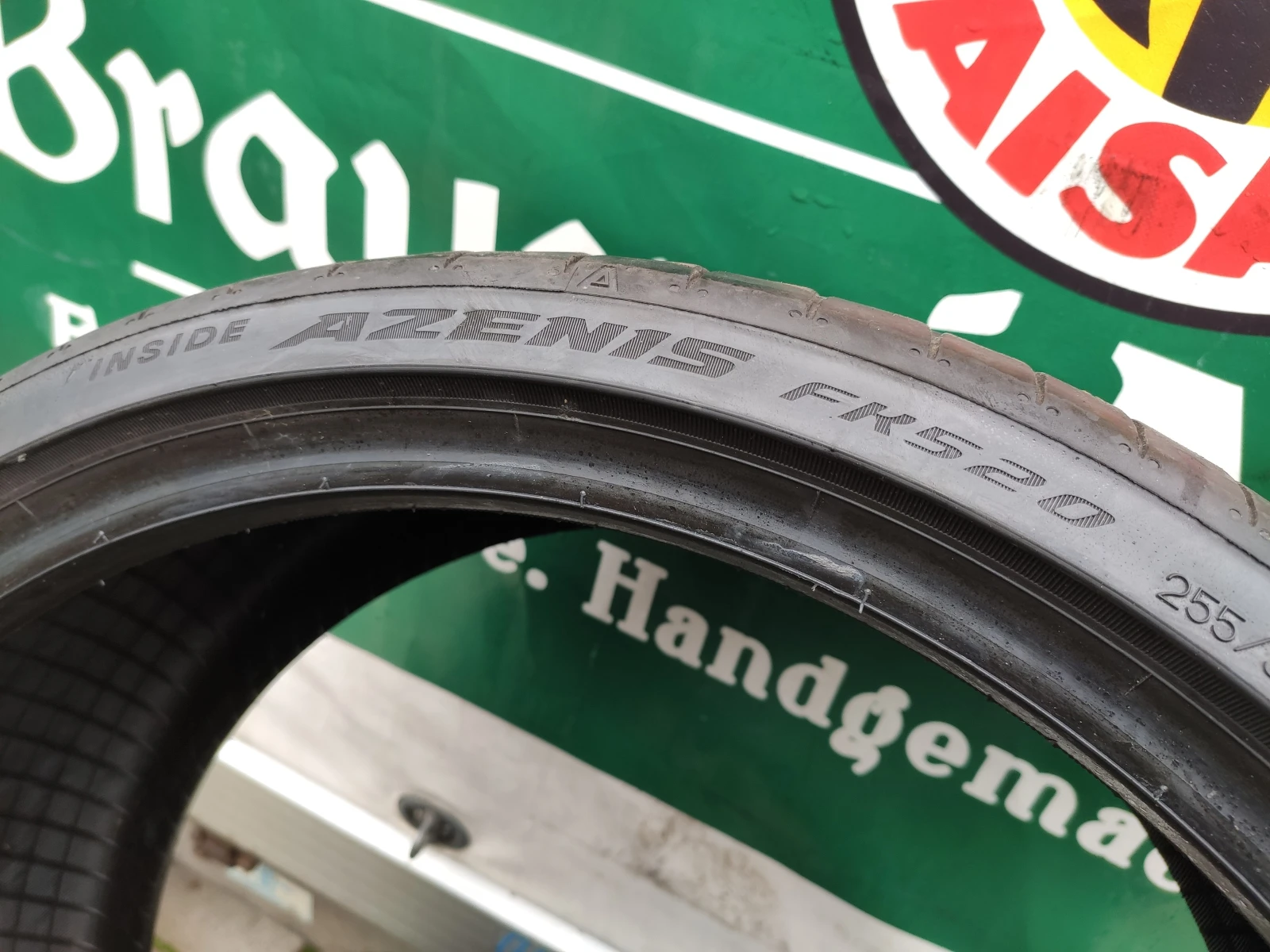 Гуми Летни 255/30R20, снимка 6 - Гуми и джанти - 55482444