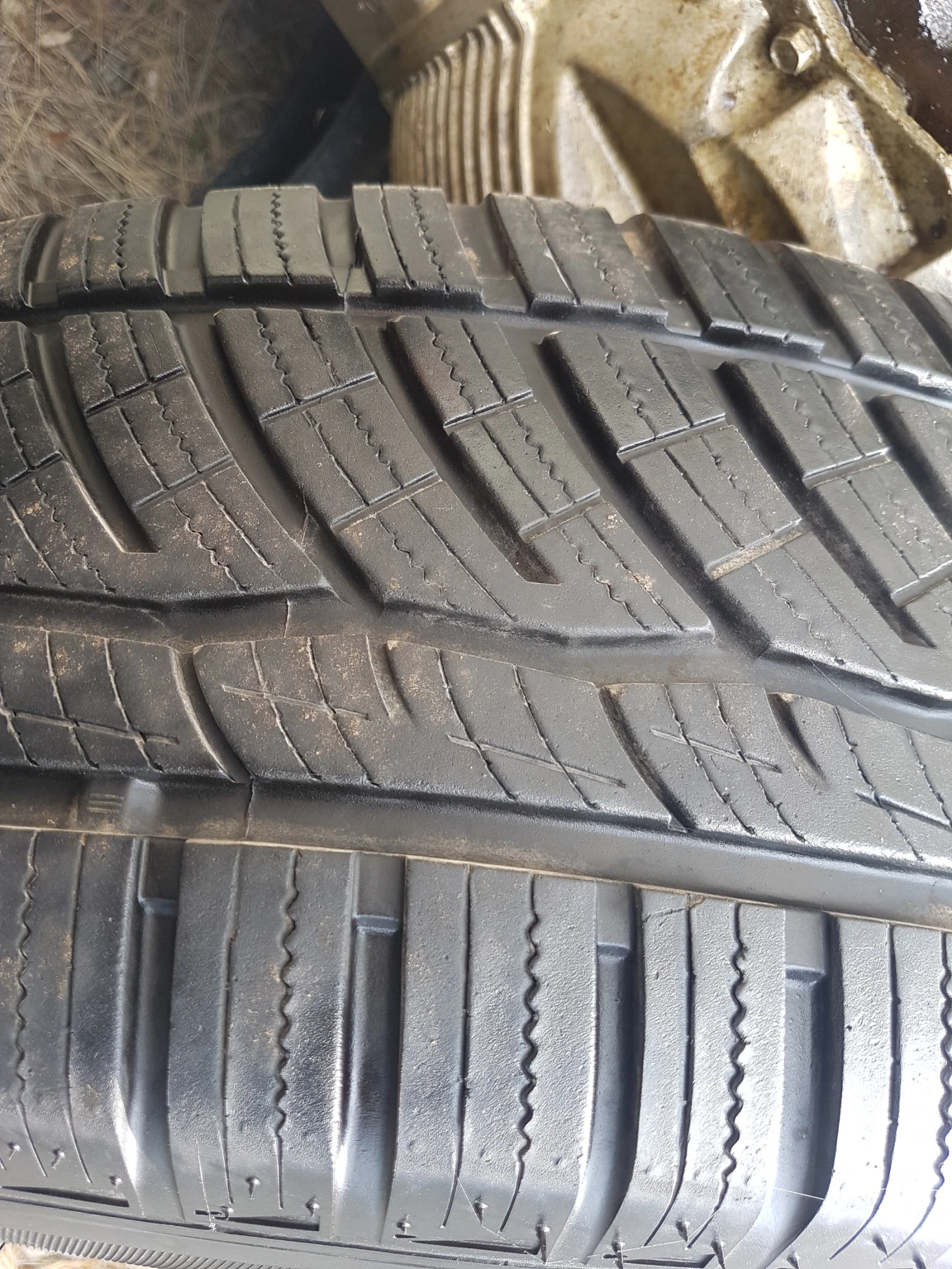 ���� � ������ 215/65R16 �� Kia Sportage | Mobile.bg � ����������� 7