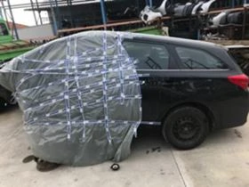 Toyota Auris 2.2cdi Na chasti, снимка 3